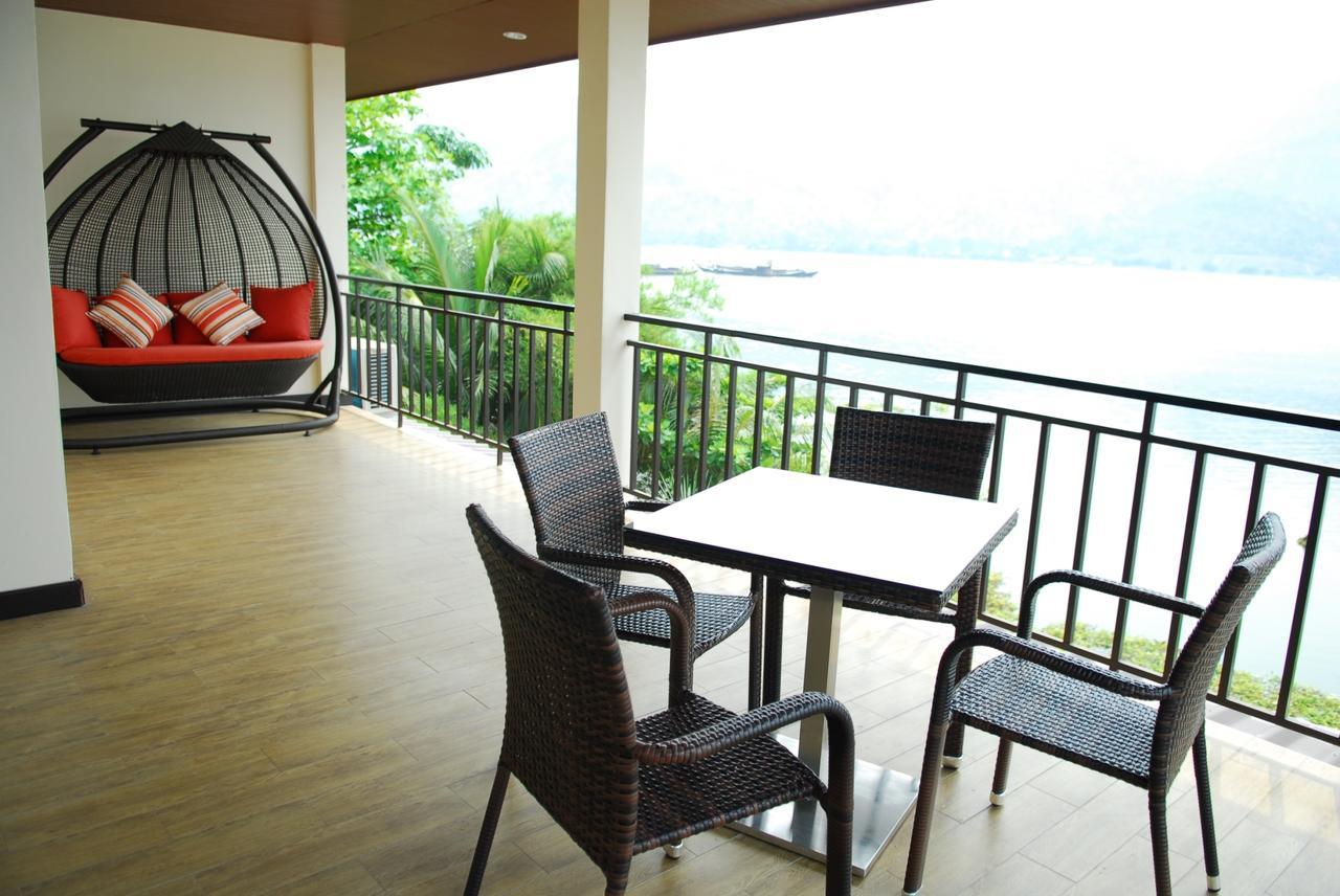 Monsane River Kwai Resort & Spa Kanchanaburi Extérieur photo